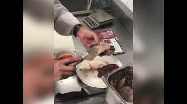 Marco's 的威靈頓牛柳  (Easy Cook Delivery)